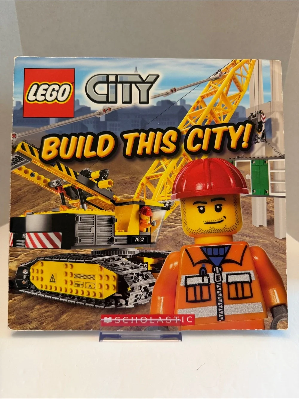💕5/25💕Lego City Build This City! - Yellow, Red, Orange Construction Book